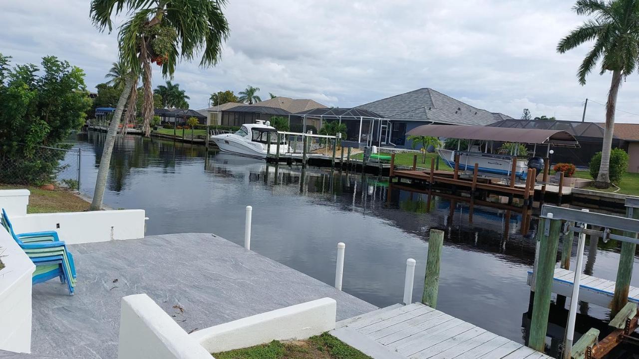 Cape Coral Mini Palace Villa Exterior photo